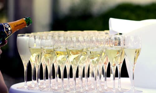 nombre-de-bouteille-vin-champagne-personne-mariage-soiree